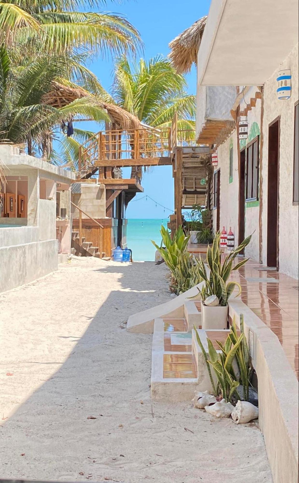 Casa Victor Avila Isla Holbox Bagian luar foto