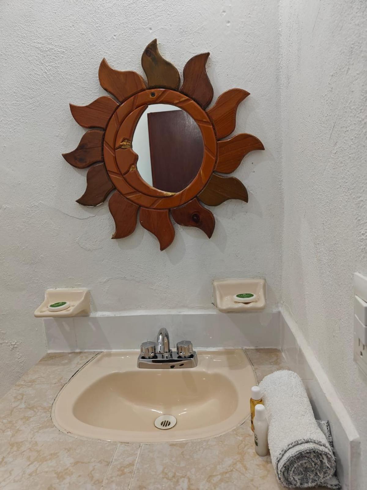 Casa Victor Avila Isla Holbox Bagian luar foto