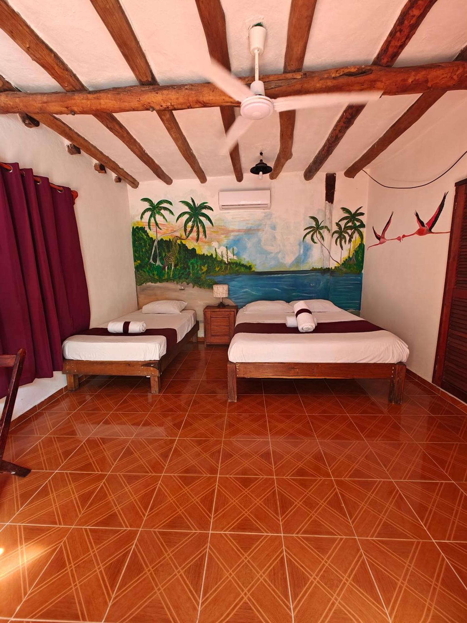 Casa Victor Avila Isla Holbox Bagian luar foto